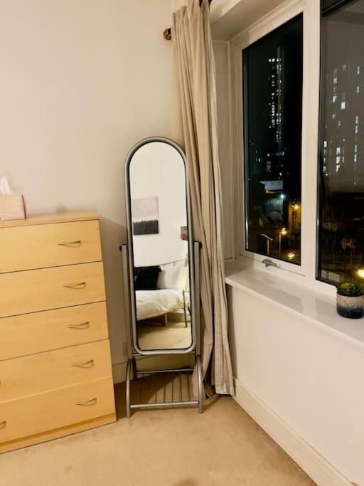 Beautiful Central Open Plan Living! Manchester Ngoại thất bức ảnh