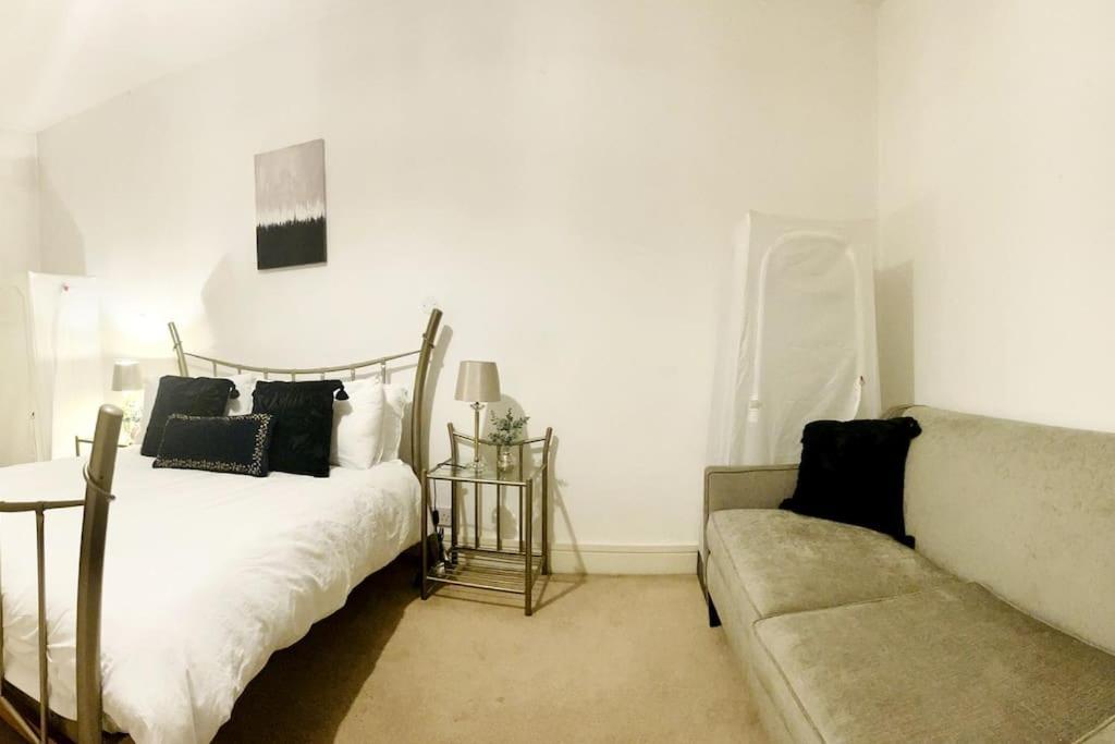 Beautiful Central Open Plan Living! Manchester Ngoại thất bức ảnh